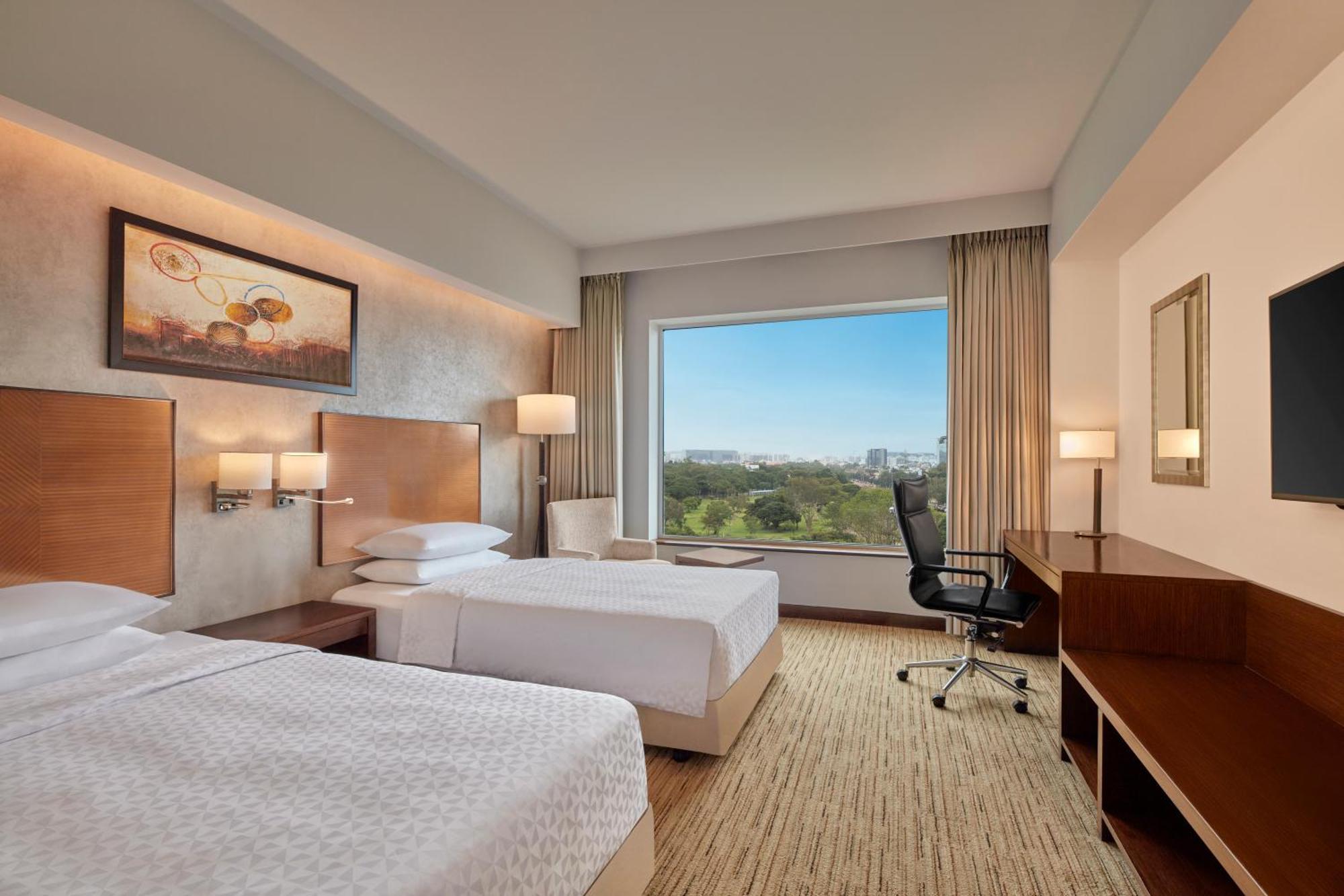 Deluxe Twin Bed on Food & Soft Beverages