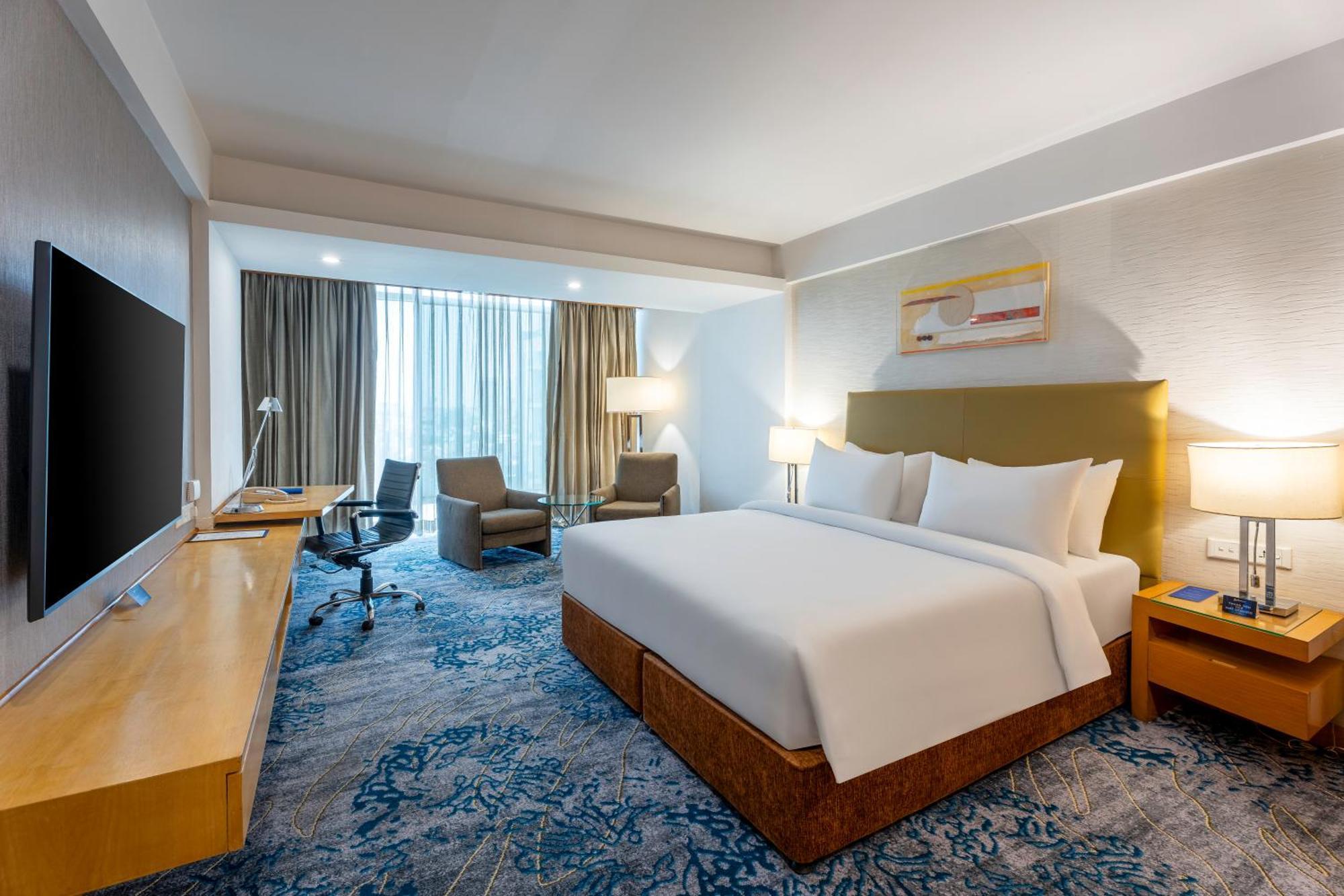 Double Room Complimentary 2 IMFL Drinks 2 Pieces of Laundry per