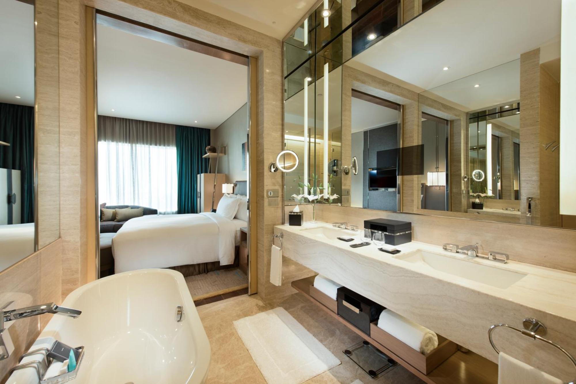 Deluxe Queen Room Two Queen Beds