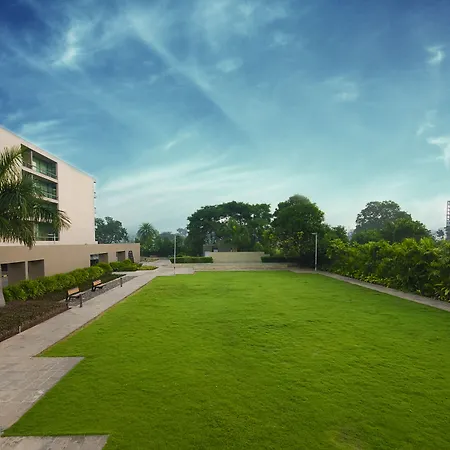 Courtyard By Marriott Pune Hinjewadi-2